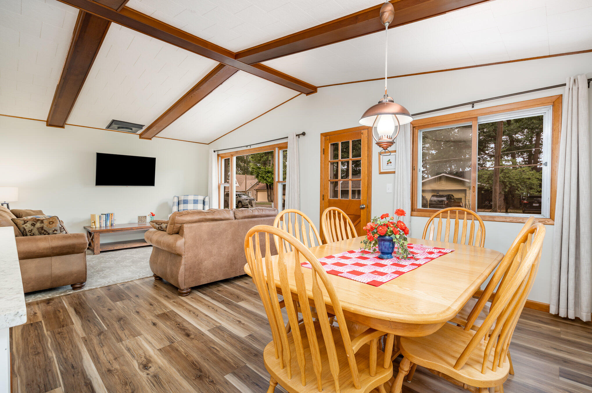 255 Robbins Avenue Roscommon, MI 48653 - Photo 2 of 40 009_dsc01544-edit