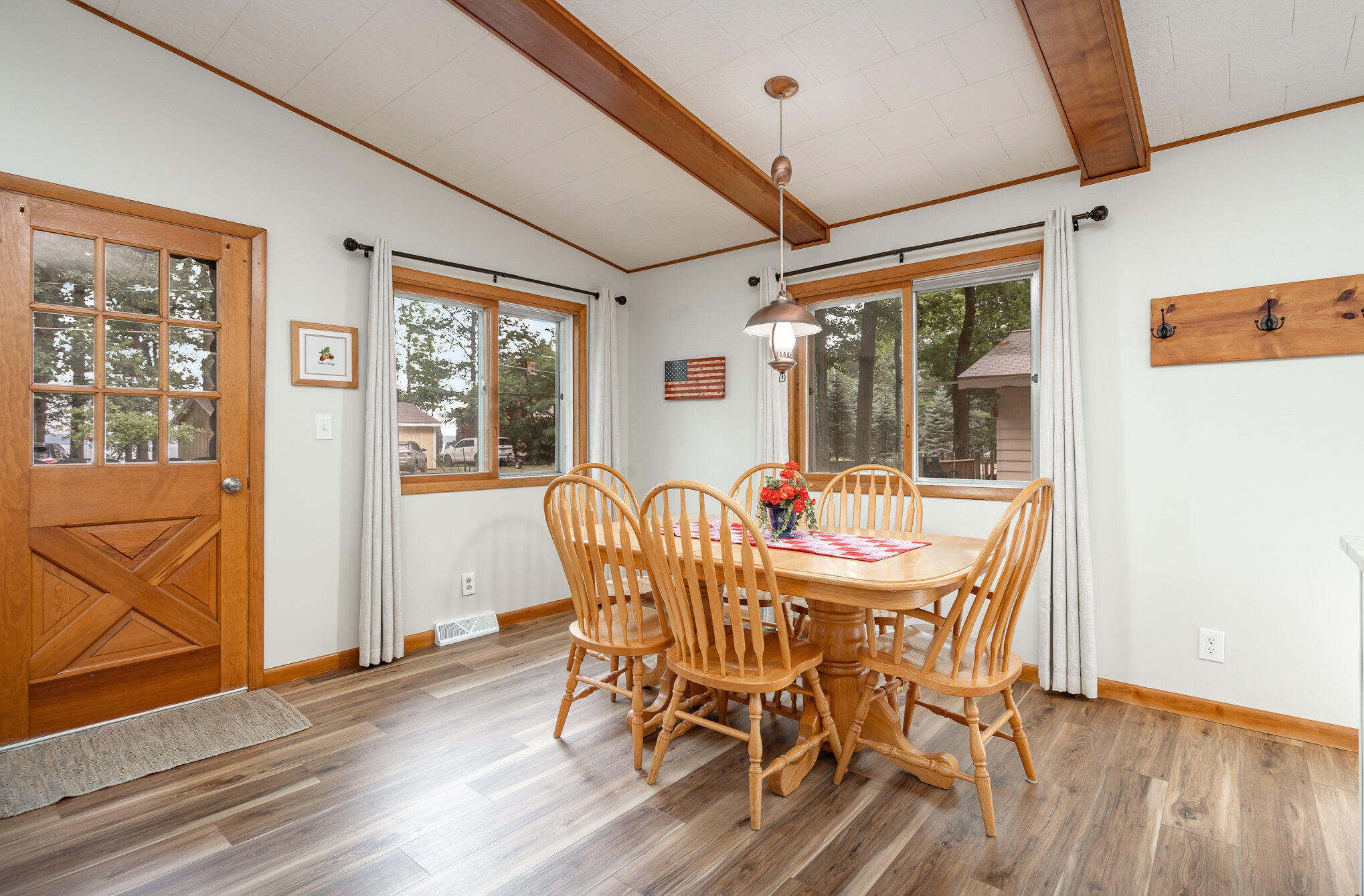 255 Robbins Avenue Roscommon, MI 48653 - Photo 3 of 40 008_dsc01542-edit