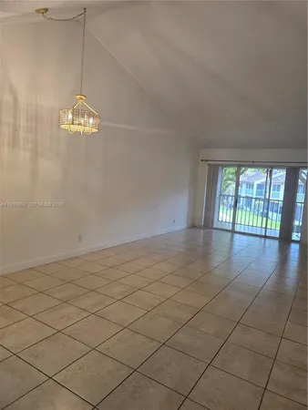 $2,350 | 13922 Southwest 91st Terrace, Unit 13922, Miami, FL 33186