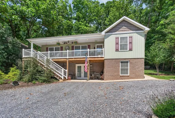 $479,000 | 5215 Trevino Drive, McGaheysville, VA 22840