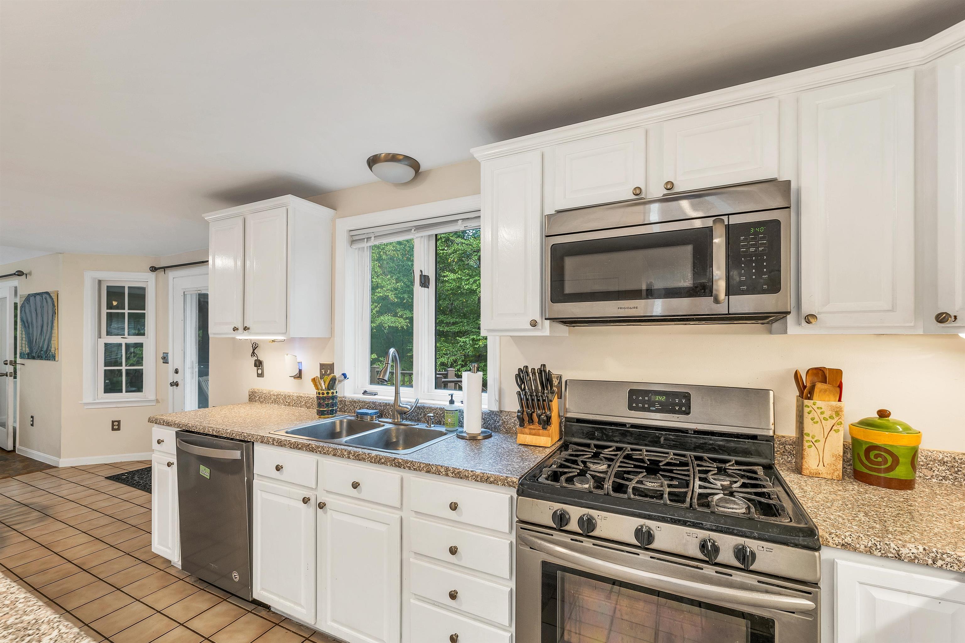 93 Noons Quarry Road Milford, NH 03055 - Photo 15 of 42