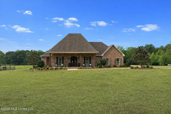 $575,000 | 1512 Callender Road Northeast, Brookhaven, MS 39601