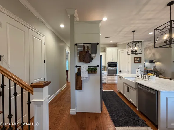 $575,000 | 1512 Callender Road Northeast, Brookhaven, MS 39601