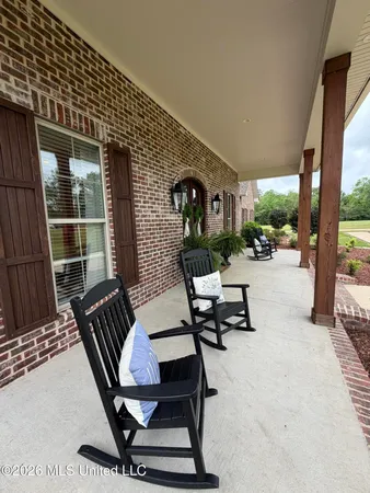 $575,000 | 1512 Callender Road Northeast, Brookhaven, MS 39601