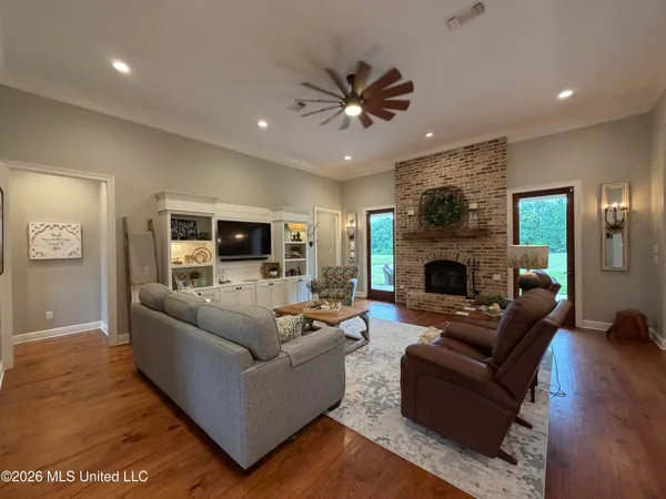 $575,000 | 1512 Callender Road Northeast, Brookhaven, MS 39601