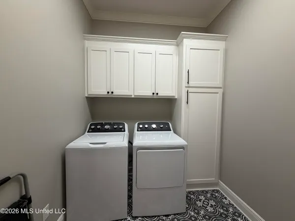 $575,000 | 1512 Callender Road Northeast, Brookhaven, MS 39601