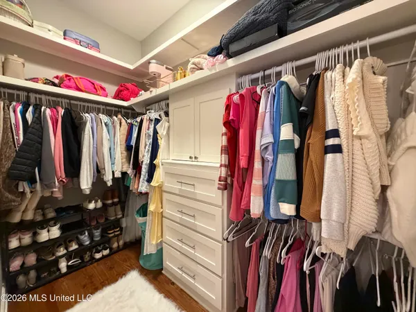 $575,000 | 1512 Callender Road Northeast, Brookhaven, MS 39601