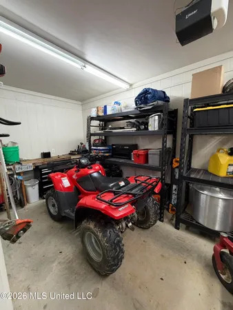 $575,000 | 1512 Callender Road Northeast, Brookhaven, MS 39601