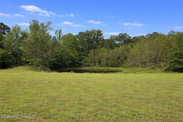 $575,000 | 1512 Callender Road Northeast, Brookhaven, MS 39601