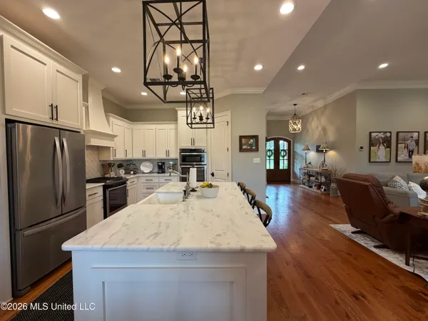 $575,000 | 1512 Callender Road Northeast, Brookhaven, MS 39601