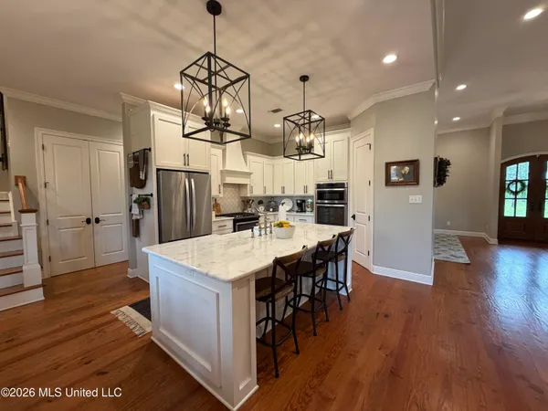 $575,000 | 1512 Callender Road Northeast, Brookhaven, MS 39601