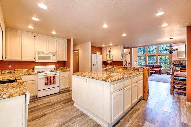 25450 Glen Road Idyllwild, CA 92549 - Photo 15 of 43 15