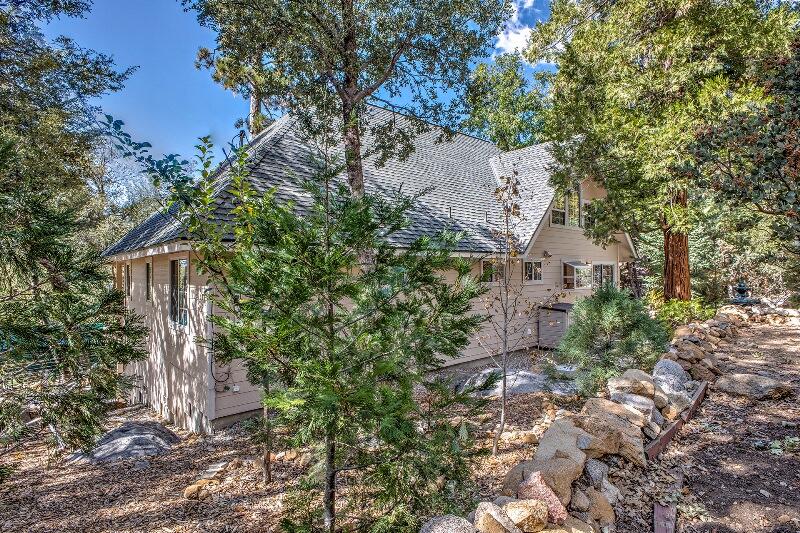 25450 Glen Road Idyllwild, CA 92549 - Photo 20 of 43 20