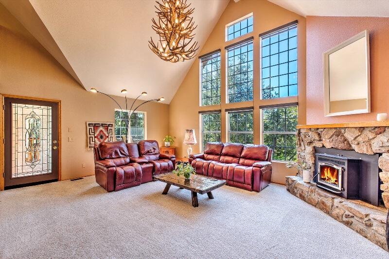 25450 Glen Road Idyllwild, CA 92549 - Photo 8 of 43 08