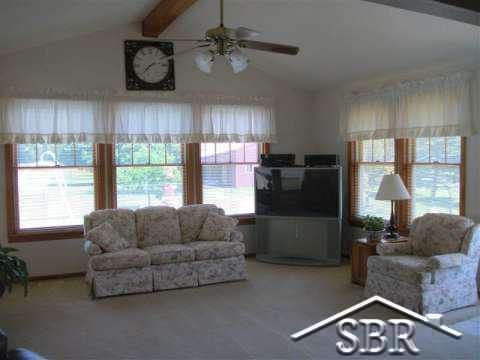 12211 Elms Road Birch Run, MI 48415 - Photo 8 of 17 20036208-7.JPG