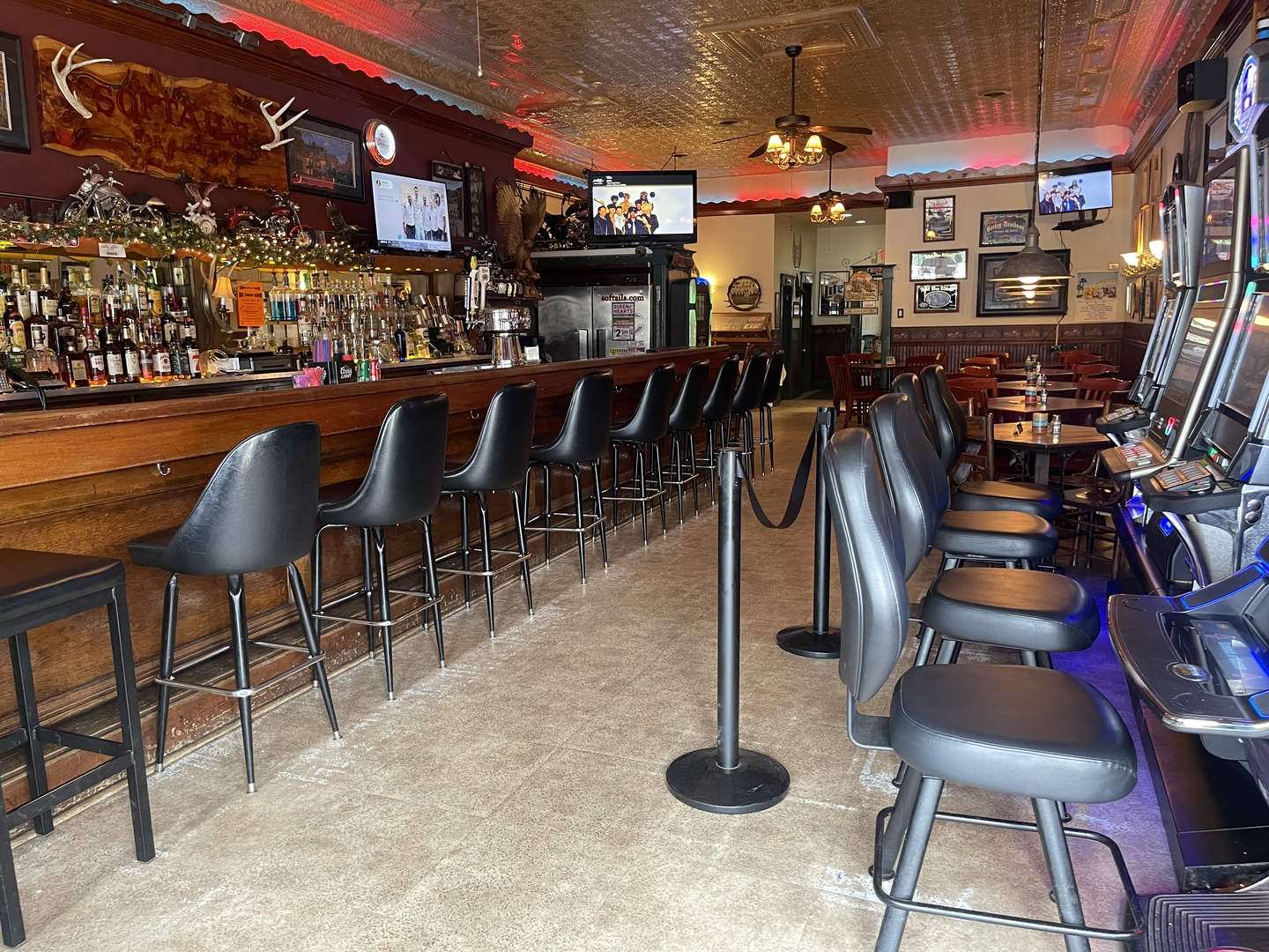 246 North Main Street Ladd, IL 61329 - Photo 8 of 14 a view of a chairs and tables in a patio
