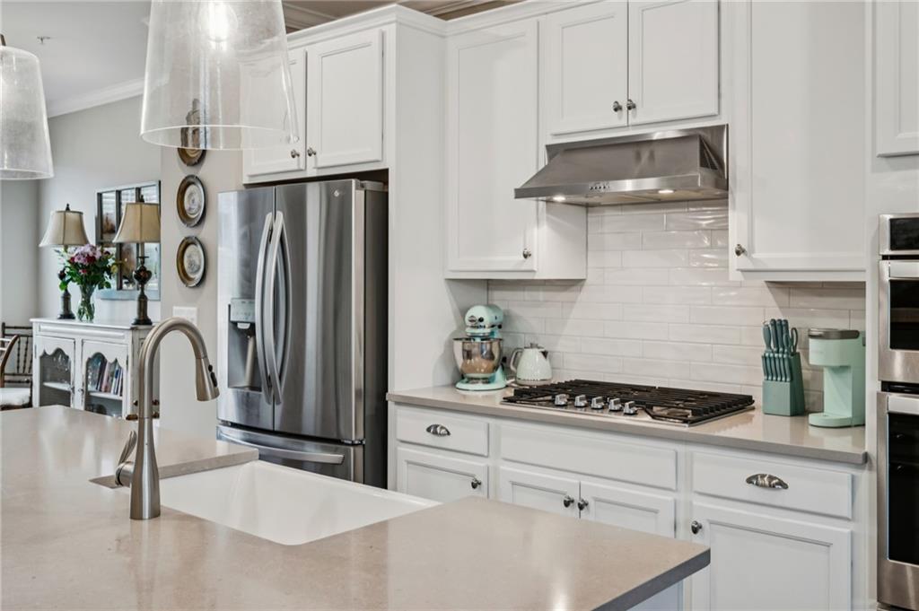 6540 Beacon Drive Atlanta, GA 30328 - Photo 10 of 50