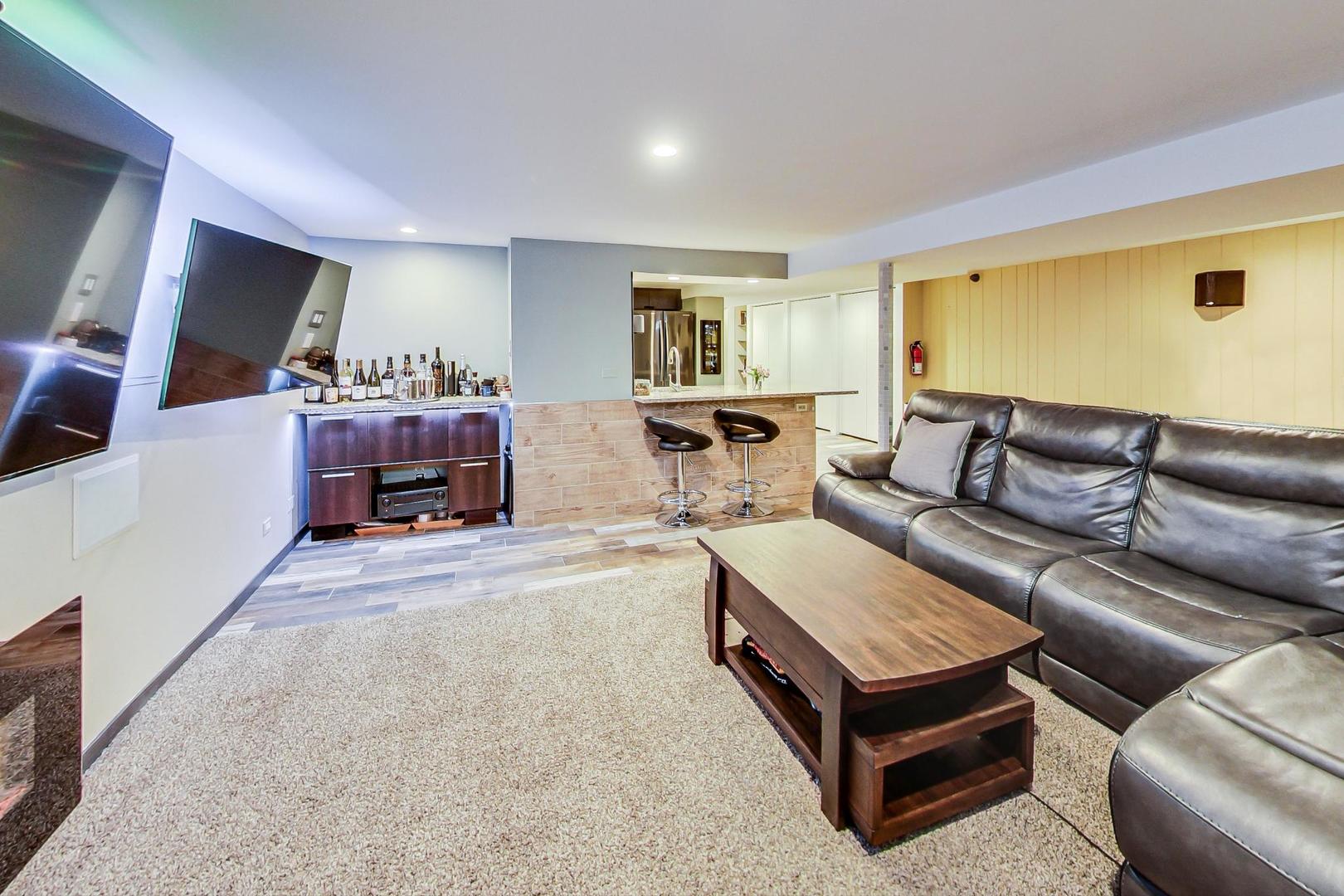 1409 Ridge Road Highland Park, IL 60035 - Photo 11 of 26