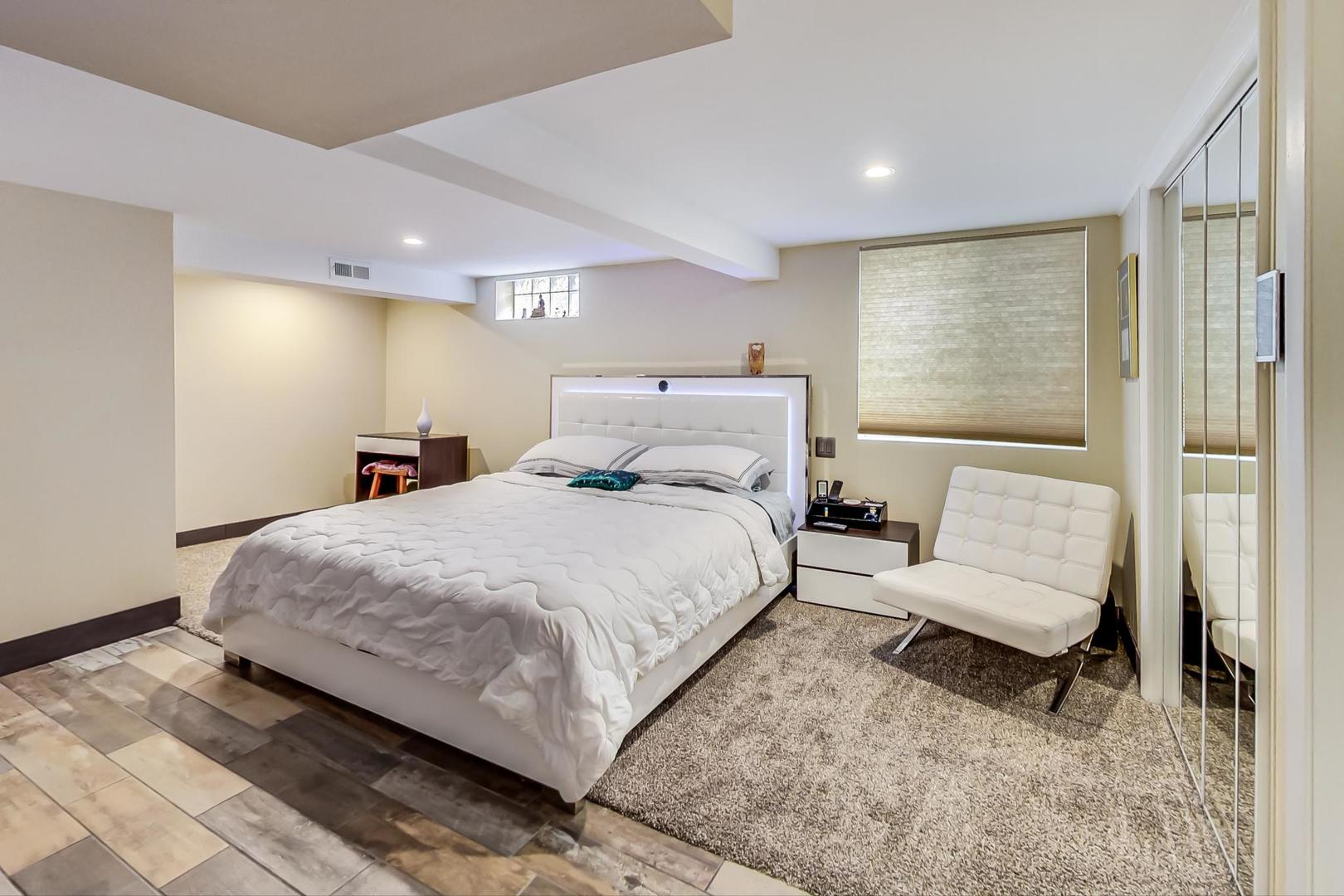 1409 Ridge Road Highland Park, IL 60035 - Photo 15 of 26