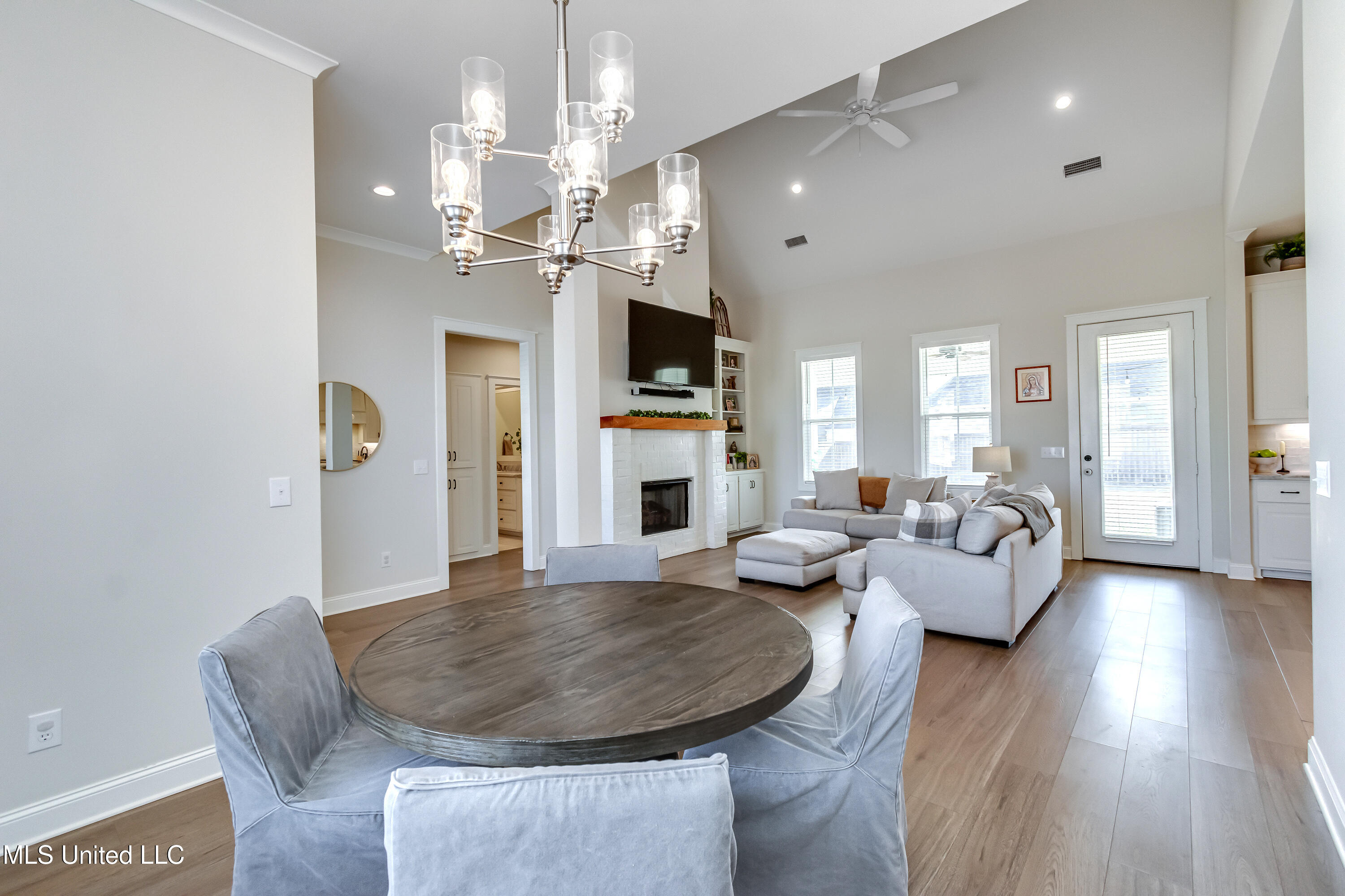 206 Bridge Court Madison, MS 39110 - Photo 12 of 62 206 Bridge Ct-17