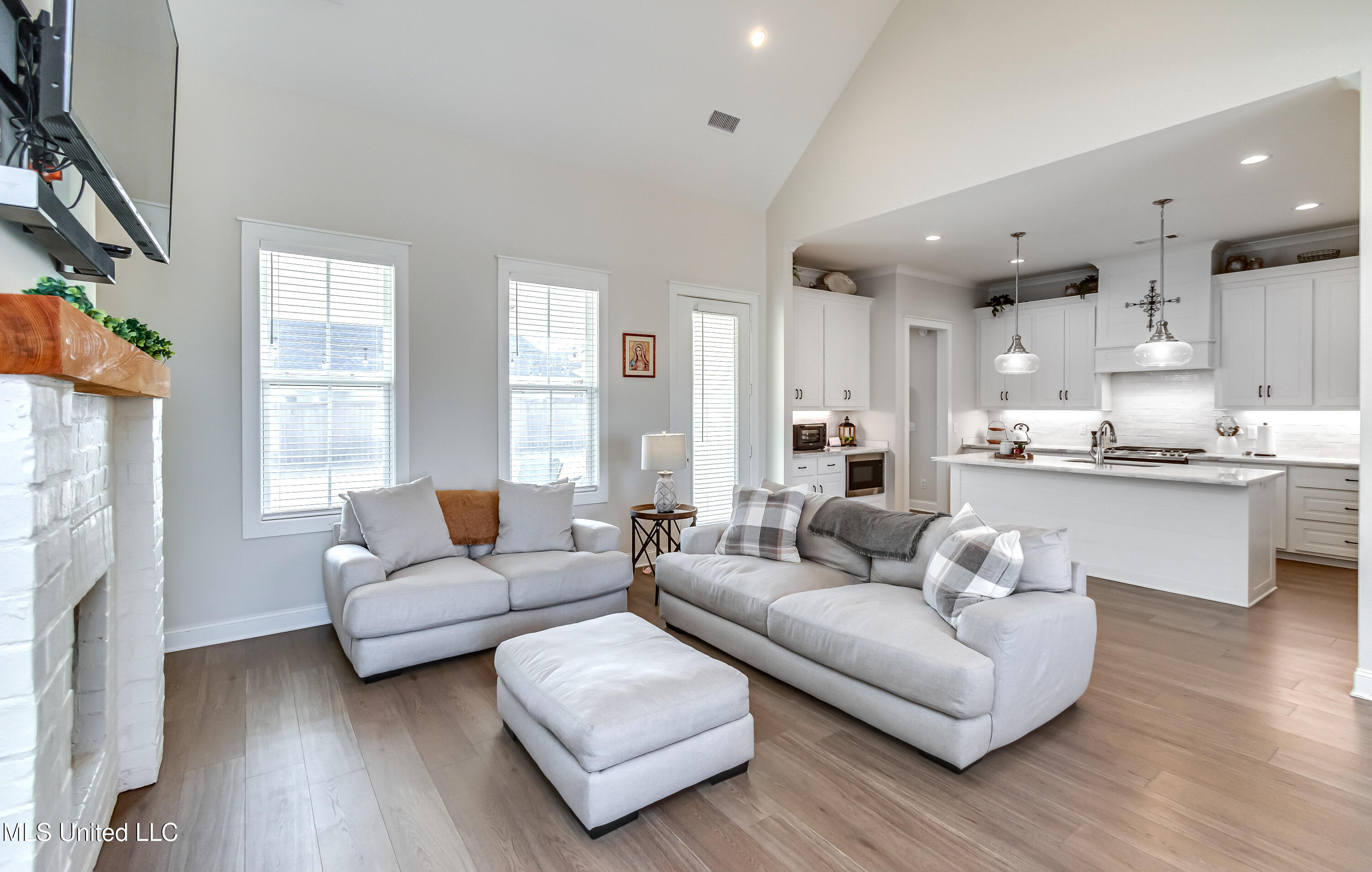 206 Bridge Court Madison, MS 39110 - Photo 6 of 62 206 Bridge Ct-19