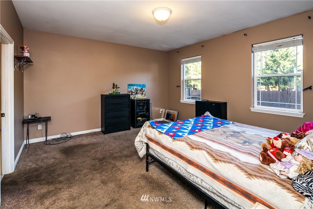 6165 Shamrock Road Maple Falls, WA 98266 - Photo 11 of 25 Gallery Image 11