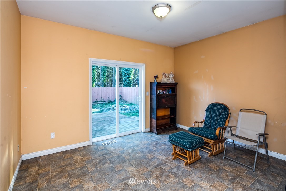 6165 Shamrock Road Maple Falls, WA 98266 - Photo 19 of 25 Gallery Image 19