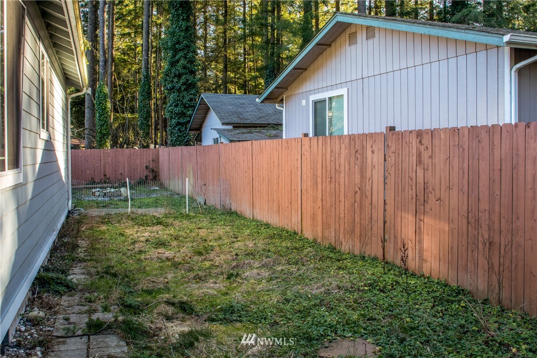 6165 Shamrock Road Maple Falls, WA 98266 - Photo 24 of 25 Gallery Image 24
