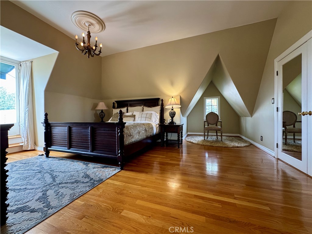 1149 Cordova Avenue Glendale, CA 91207 - Photo 34 of 65 a living room with furniture and a flat screen tv