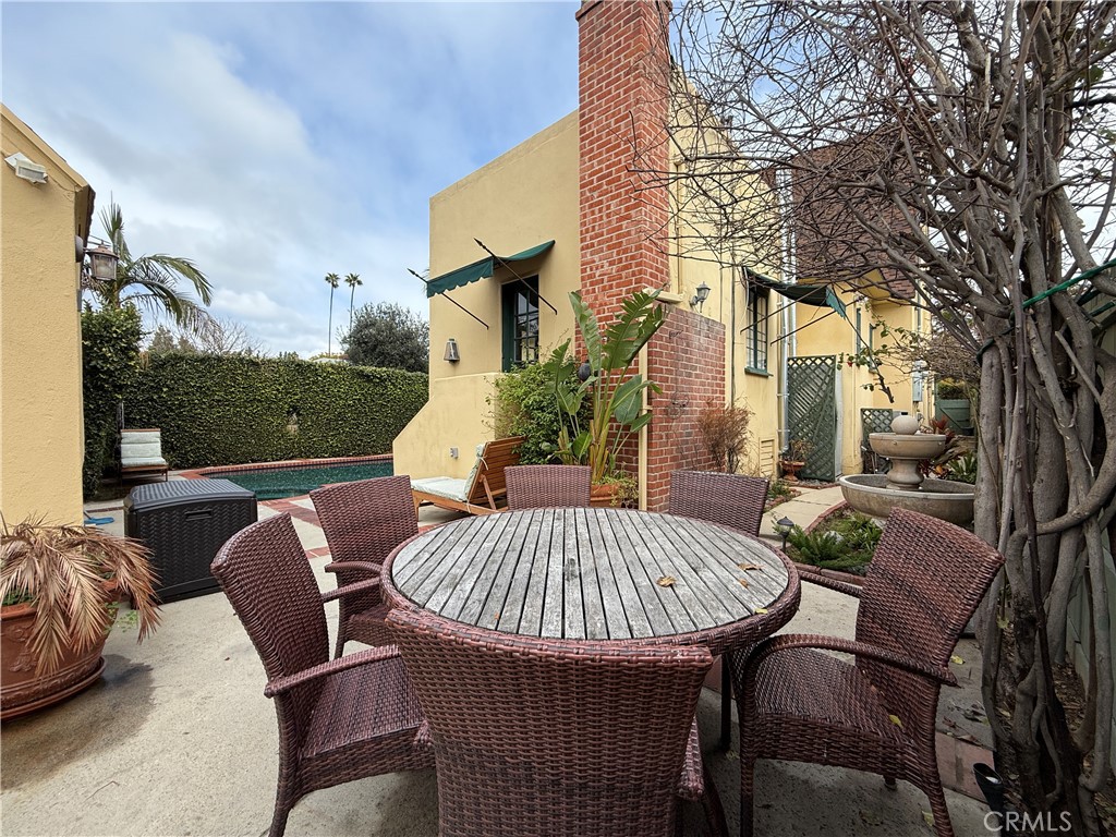 1149 Cordova Avenue Glendale, CA 91207 - Photo 59 of 65 a view of balcony with patio