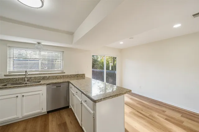 $2,175 | 3018 Sycamore Springs Drive, Kingwood, TX 77339