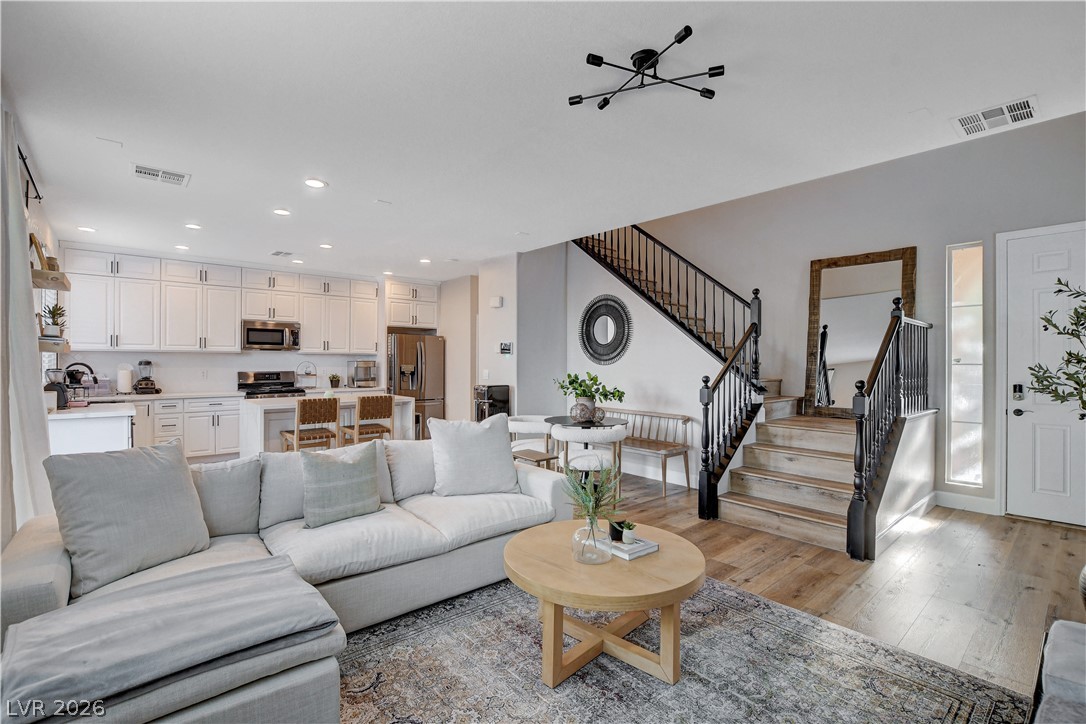 10400 Raining Sky Street Las Vegas, NV 89178 - Photo 4 of 42