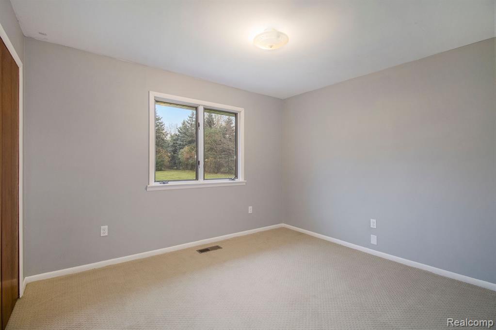 10330 East Potter Road Davison, MI 48423 - Photo 32 of 45 Gallery Image 32