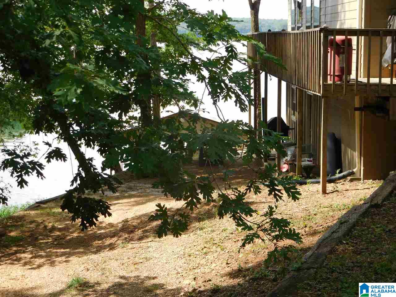 2178 Lands End Road Sylacauga, AL 35151 - Photo 4 of 45