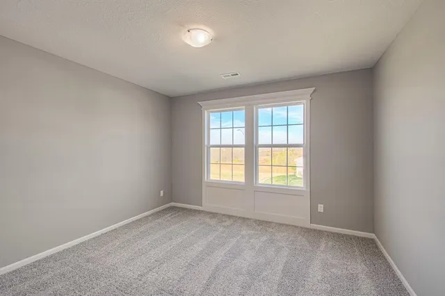 $500,000 | 1007 Poplar Lane, Liberty, MO 64068