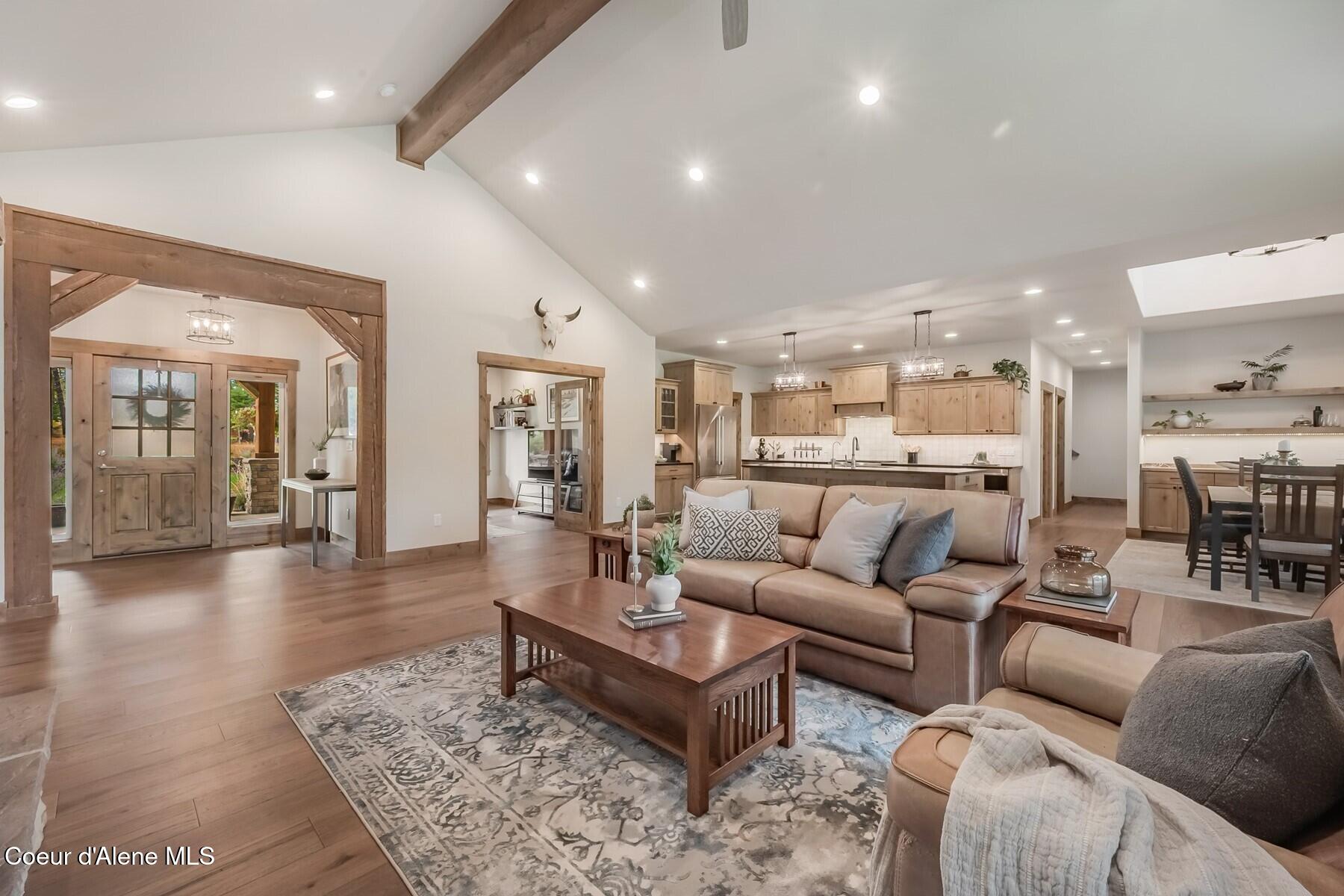 12091 North Tracey Road Hayden, ID 83835 - Photo 11 of 49 Large Gathering Room