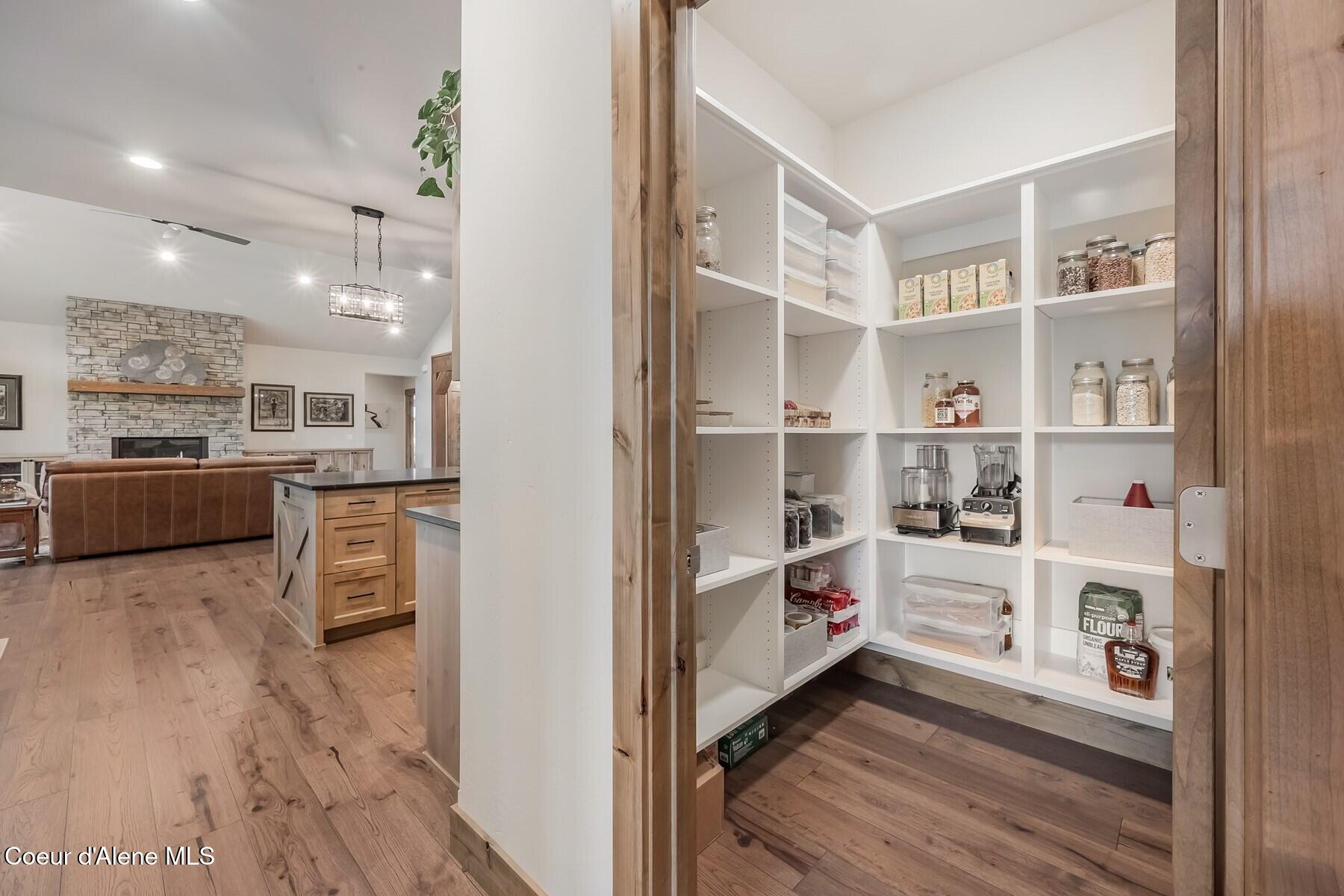 12091 North Tracey Road Hayden, ID 83835 - Photo 18 of 49 Walk In Pantry