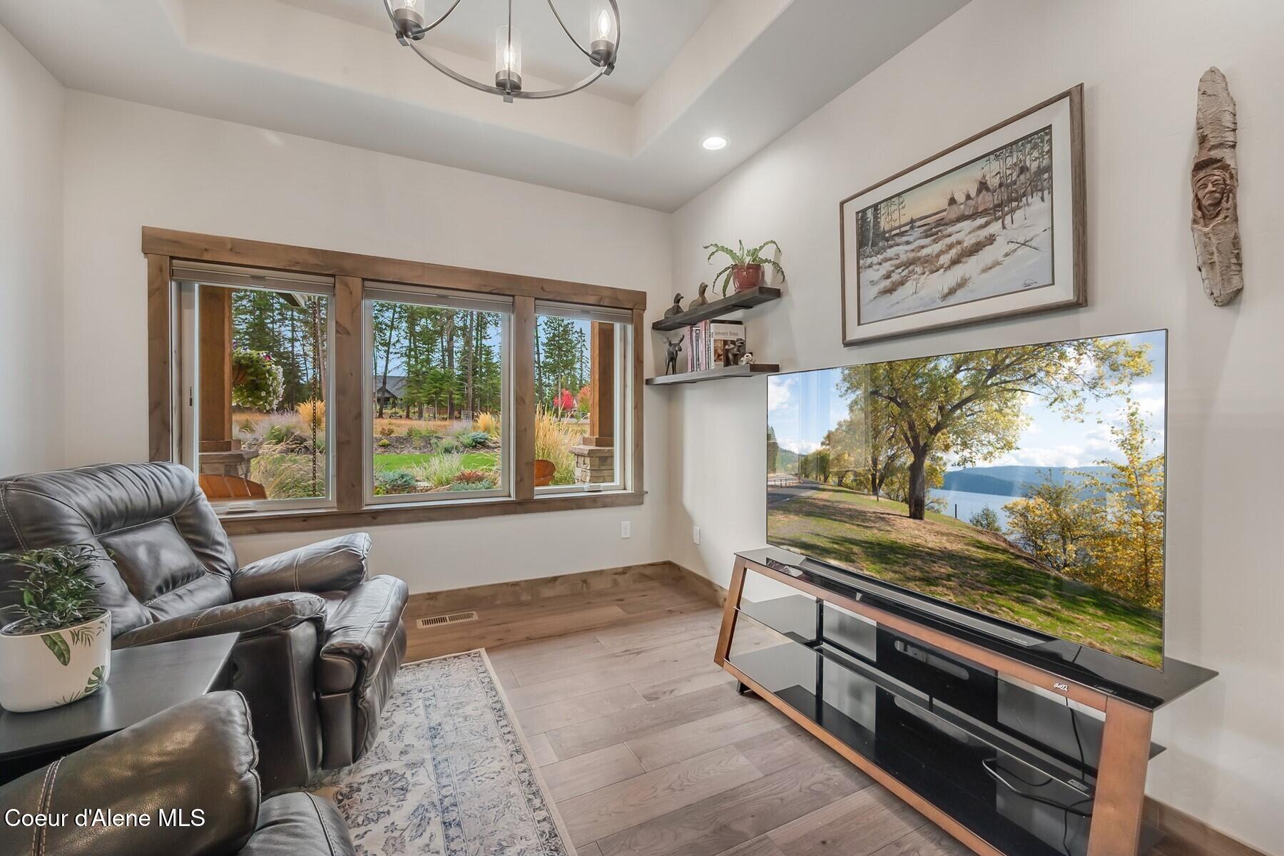 12091 North Tracey Road Hayden, ID 83835 - Photo 19 of 49 Den or Office