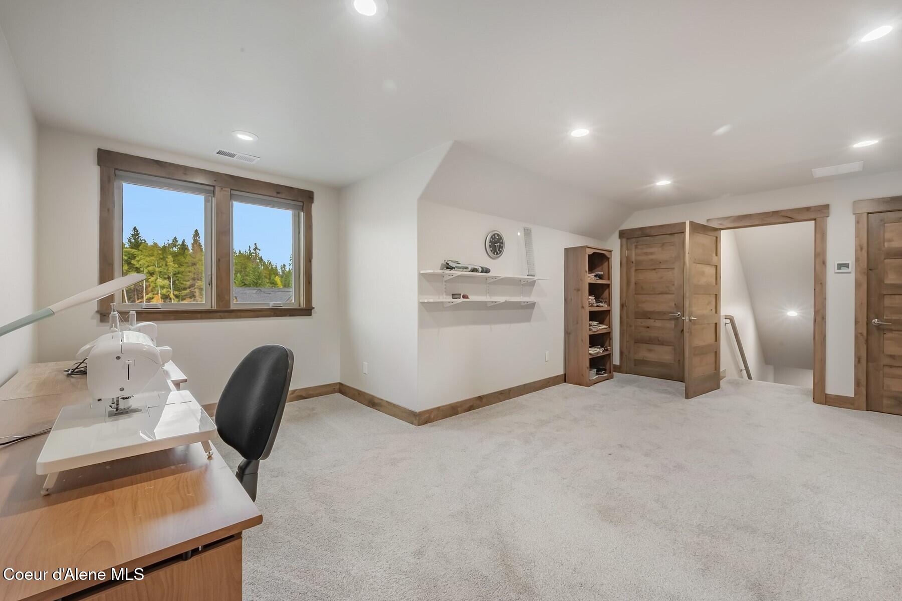 12091 North Tracey Road Hayden, ID 83835 - Photo 34 of 49 Upstairs Bonus Plenty of Room