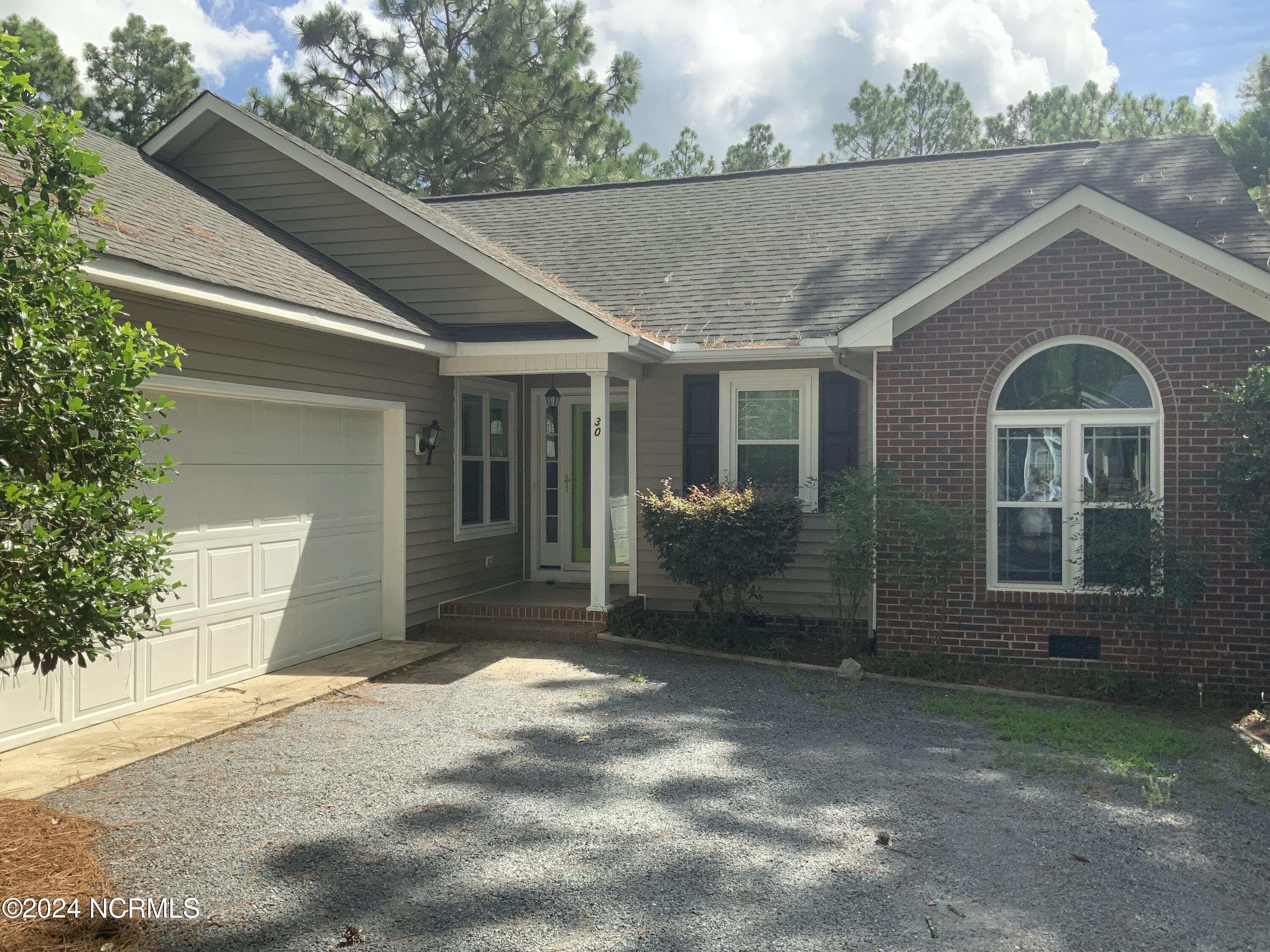 30 Winchester Road Pinehurst, NC 28374 - Photo 5 of 29 Photo Aug 05, 11 04 44 AM