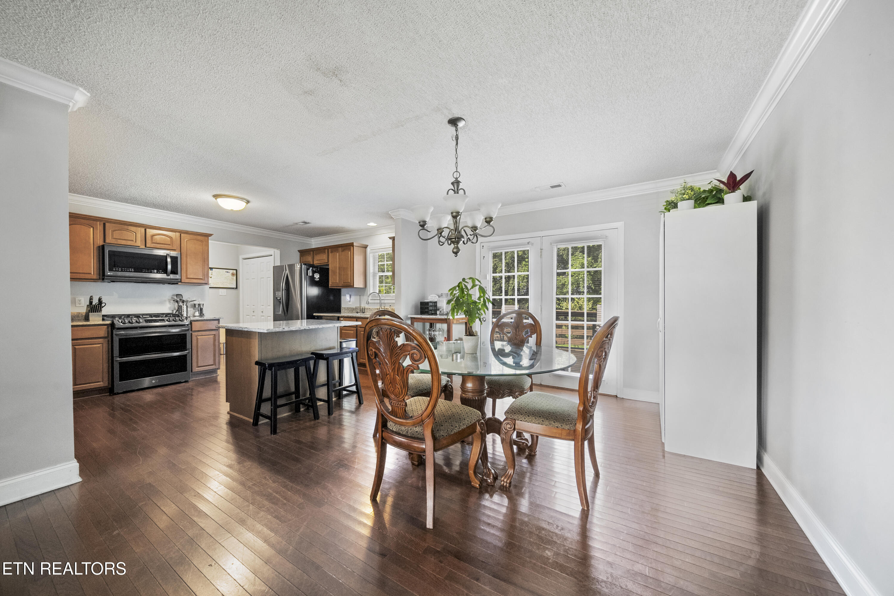 1837 Falling Waters Road Knoxville, TN 37922 - Photo 8 of 27 DINING