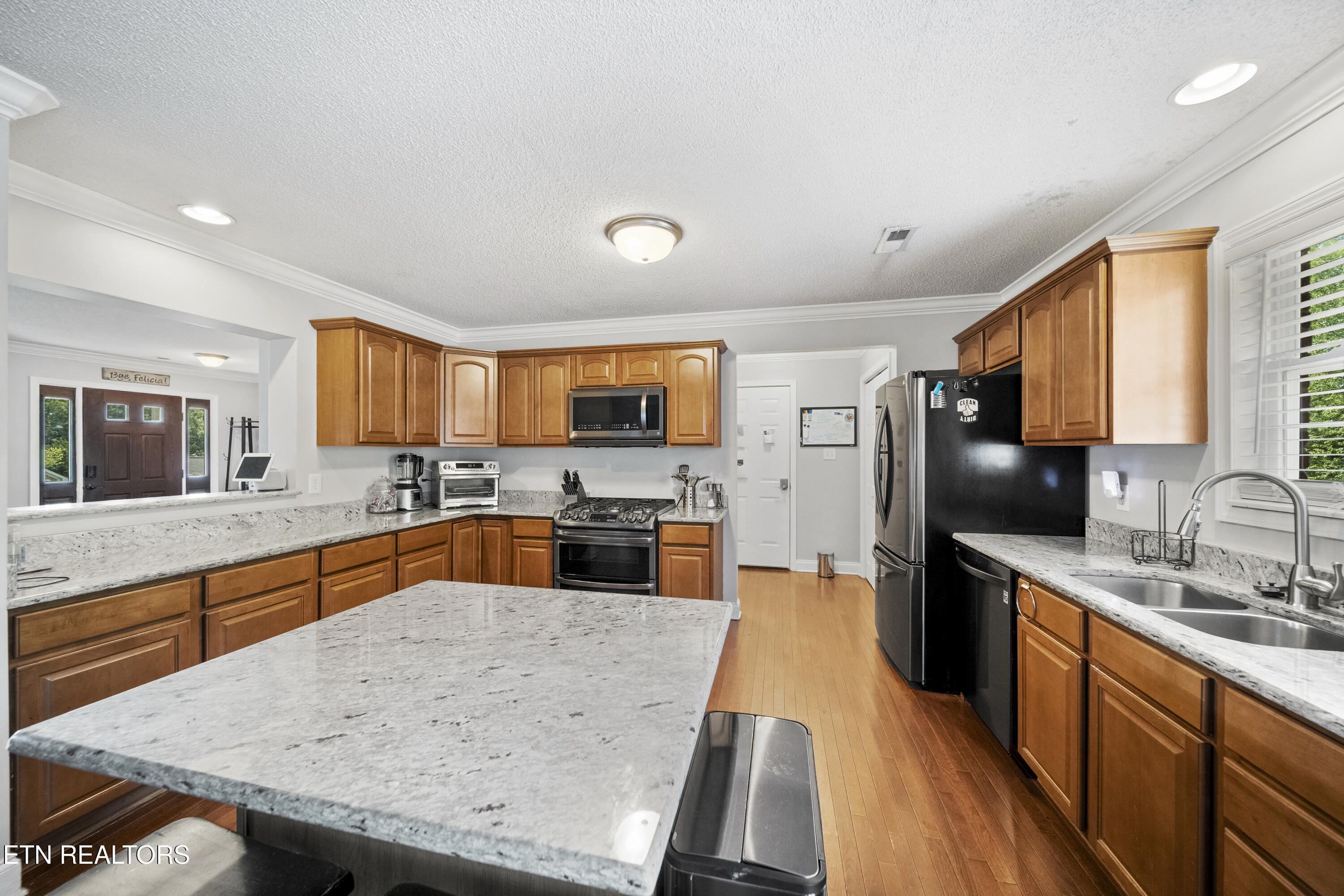 1837 Falling Waters Road Knoxville, TN 37922 - Photo 10 of 27 KITCHEN