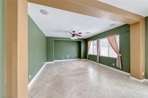 $2,450 | 6342 Heather Creek Place, Las Vegas, NV 89122