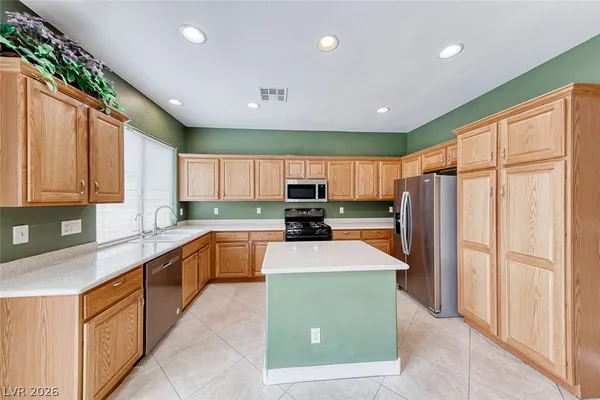 $2,450 | 6342 Heather Creek Place, Las Vegas, NV 89122