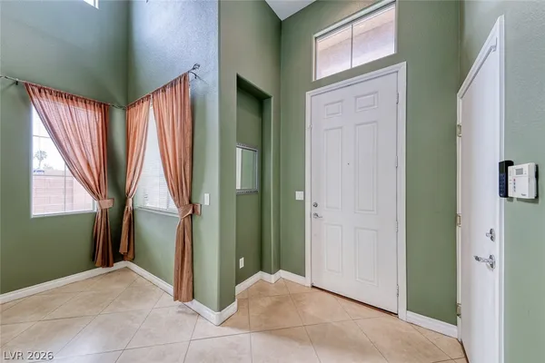 $2,450 | 6342 Heather Creek Place, Las Vegas, NV 89122