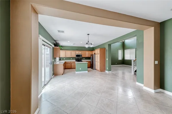 $2,450 | 6342 Heather Creek Place, Las Vegas, NV 89122
