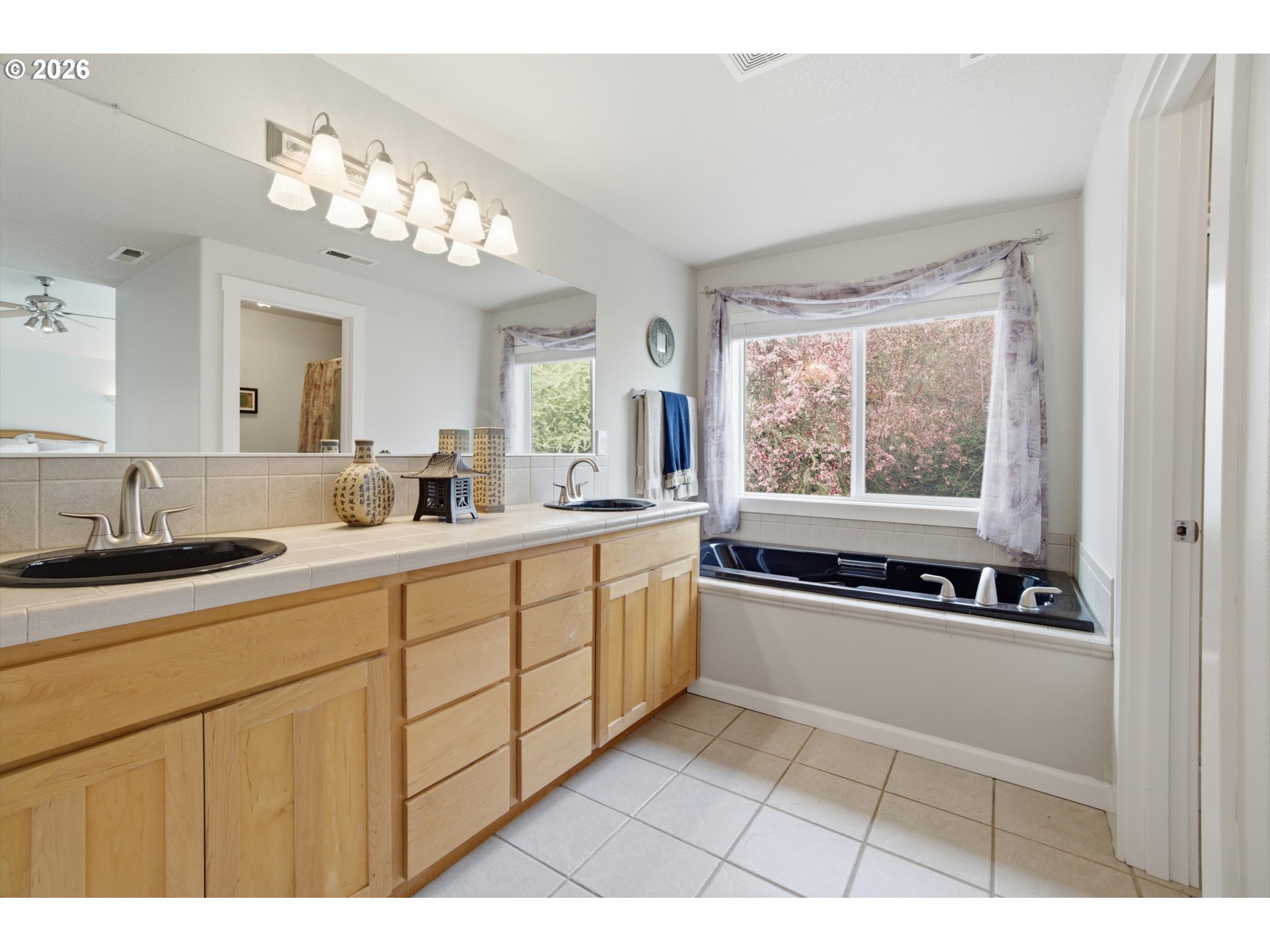 15233 Southwest Turnagain Drive Portland, OR 97224 - Photo 27 of 46