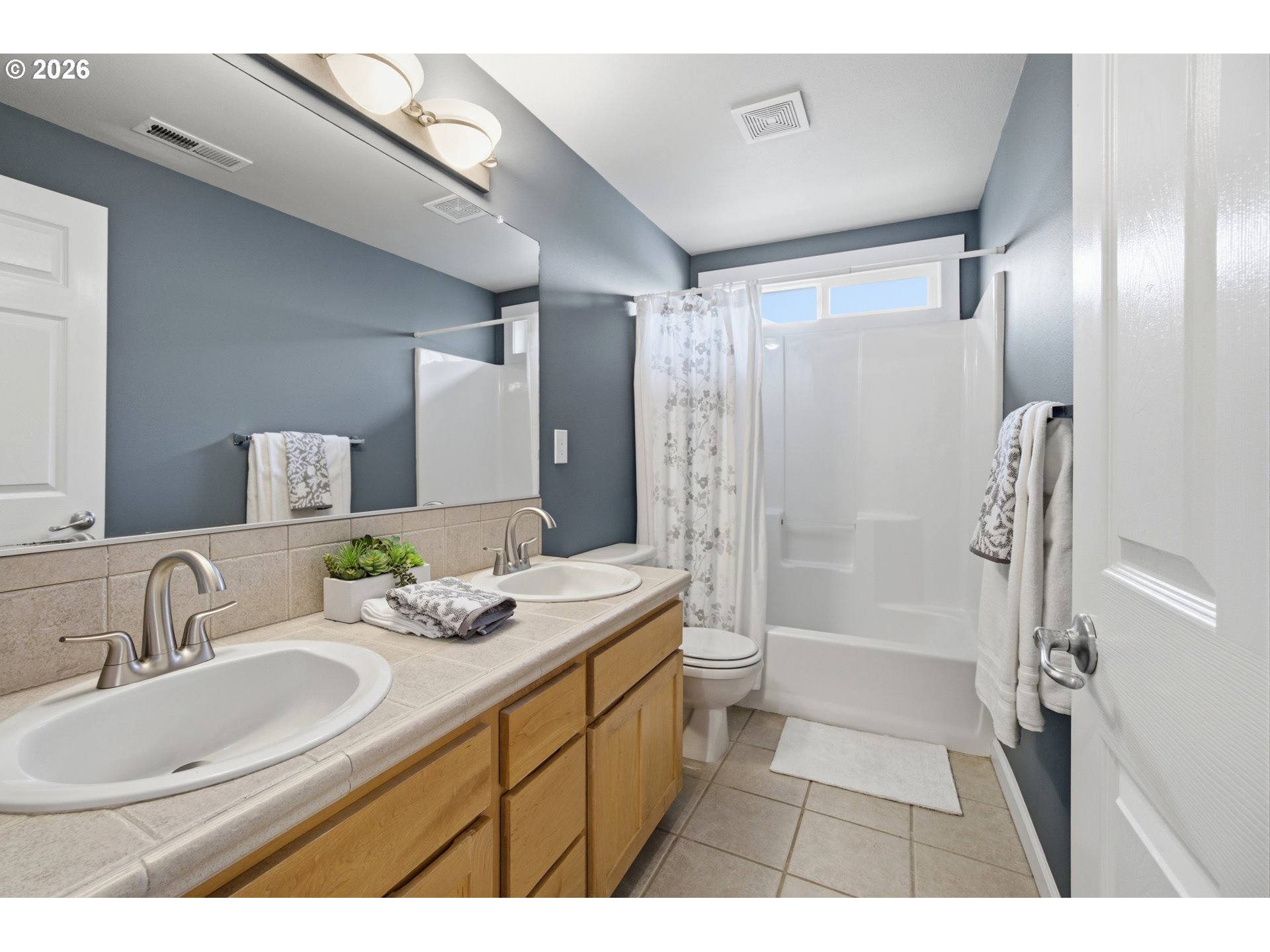 15233 Southwest Turnagain Drive Portland, OR 97224 - Photo 33 of 46