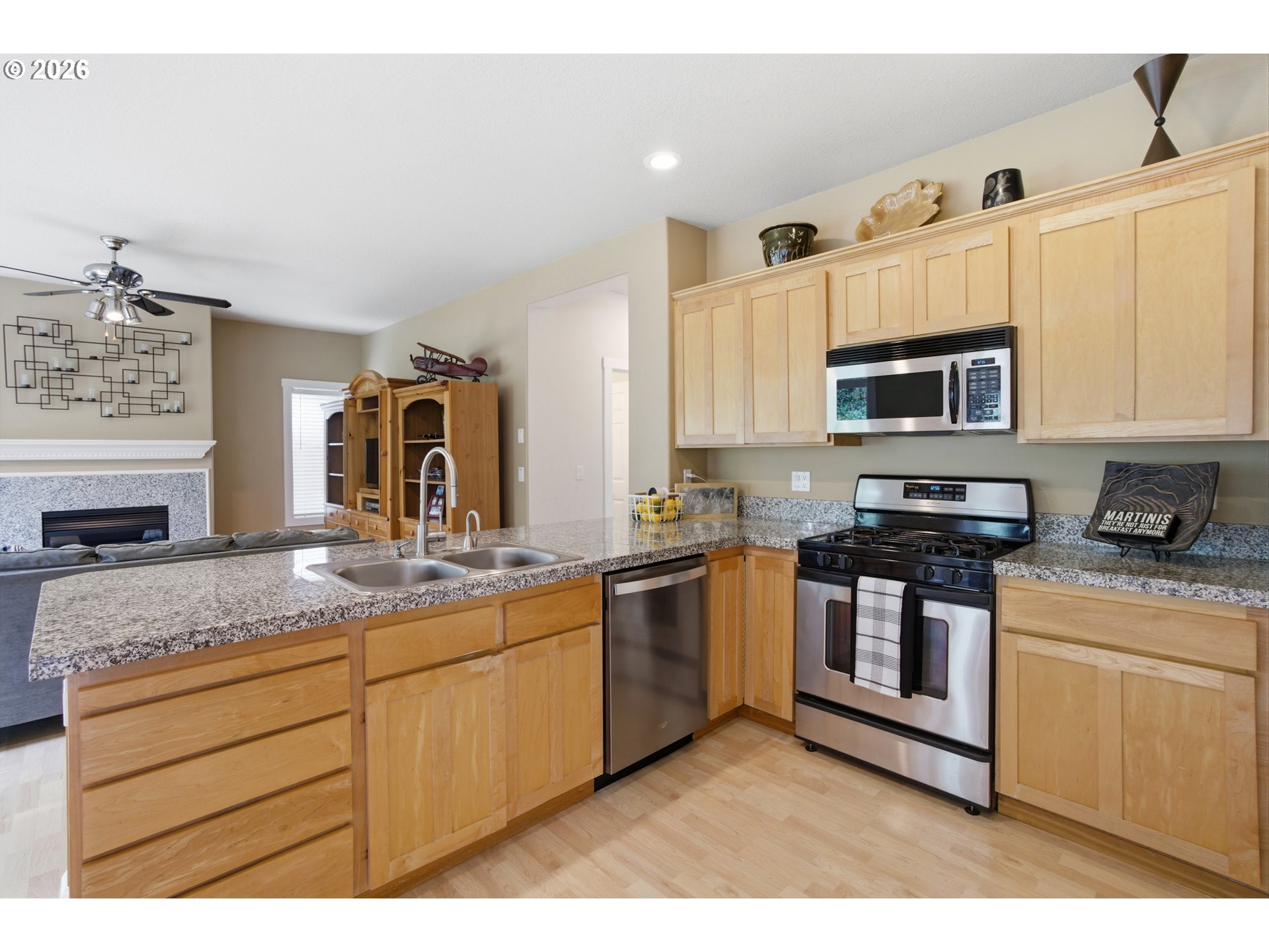 15233 Southwest Turnagain Drive Portland, OR 97224 - Photo 8 of 46