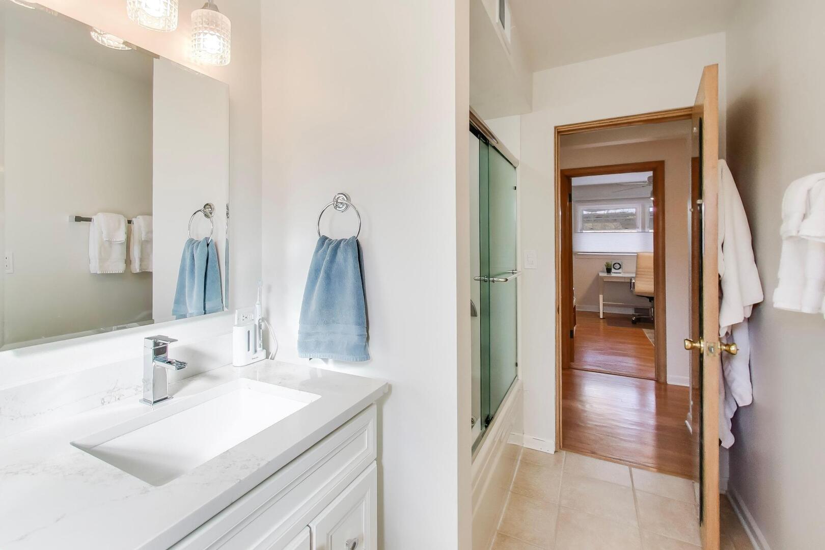 925 Indian Road Glenview, IL 60025 - Photo 18 of 39